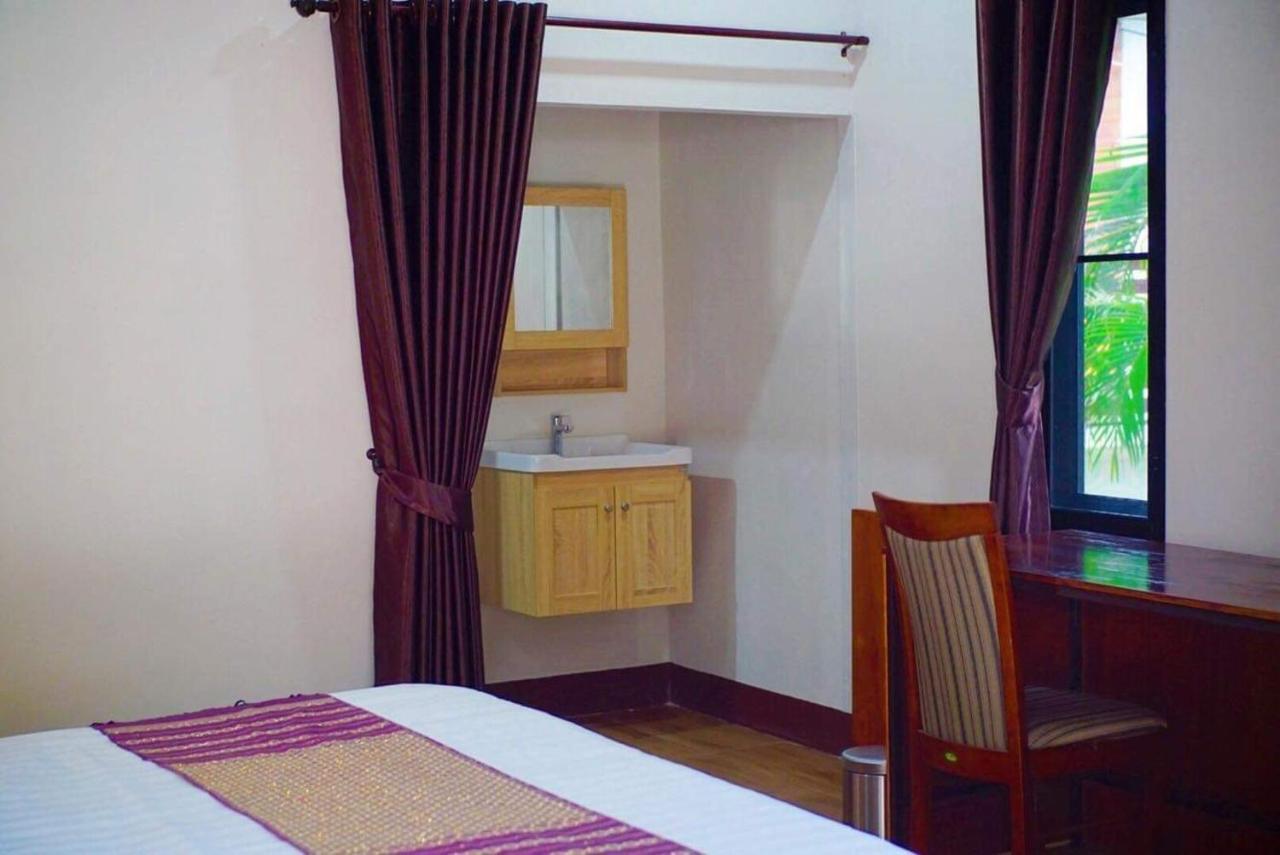 Punyin Hotel Inthanon -ปั้นหยิ่น โฮเทล Chom Thong Exterior foto